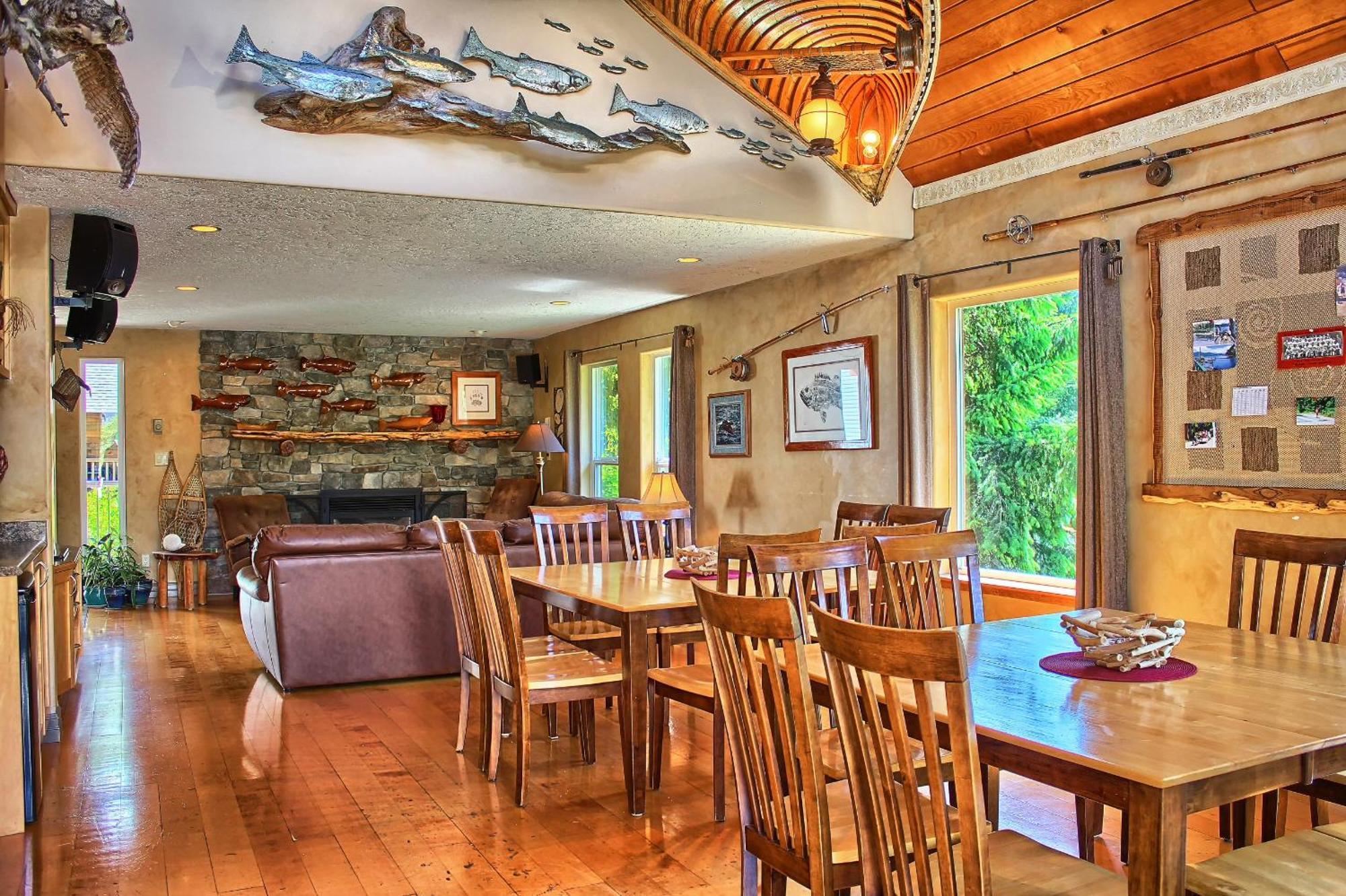 Wild Coast Wilderness Resort Port Renfrew Bagian luar foto