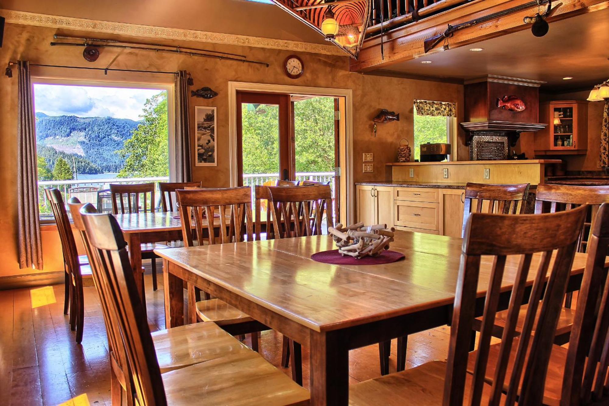 Wild Coast Wilderness Resort Port Renfrew Bagian luar foto